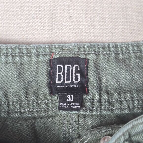 BDG Faded Green Acid Wash Denim Grunge Mom Jeans Womens Size 30 - Picture 16 of 16
